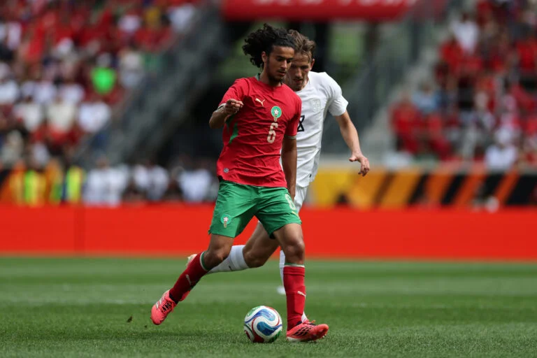 The five favourites to sign Ayyoub Bouaddi